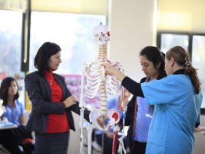 Bu Kolej Ücretsiz