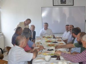 Of Başkan Sarıalioğlu, Sanayi Esnafını Dinledi, Yeni Hükümet Konağı Binası İnşaatını İnceledi