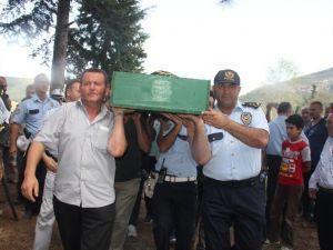 Emekli Emniyet Müdürü Toprağa Verildi