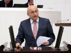 Cumhuriyet Halk Partisi Eskişehir Milletvekili Utku Çakırözer: