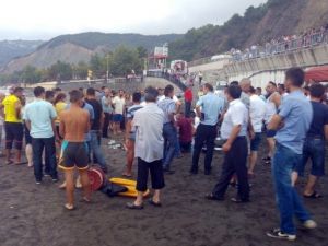 Ereğli’de Dalgalara Kapılan Çocuk Kayboldu