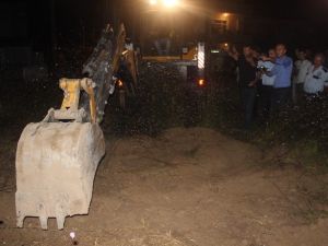 Sakarya’da Şüpheli Kazı Mahalleliyi Sokağa Döktü