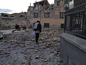 İtalya 6.2’lik Depremle Sarsıldı: 6 Ölü