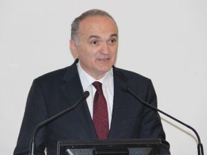 Bakan Özlü: “Öncelik Verilecek Konuların Başında Dördüncü Sanayi Devrimi Geliyor”