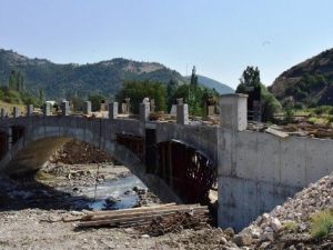 Tarihi Yol, Atayolu Köprüsü İle Birbirine Bağlanıyor