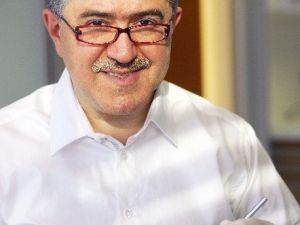 Dr. Kazak: “Gülüş Tasarımı Sizi Bambaşka Birisi Yapabilir”
