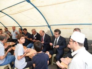 Bakan Işık’tan, Şehit Evine Taziye Ziyareti