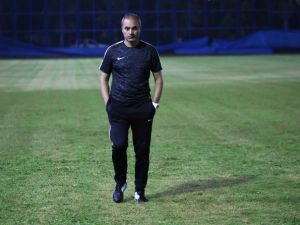 Adana Demirspor Milli Araya 3 Puanla Girmek İstiyor