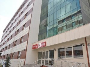 İnegöl’e Beş Yıldızlı Öğrenci Yurdu