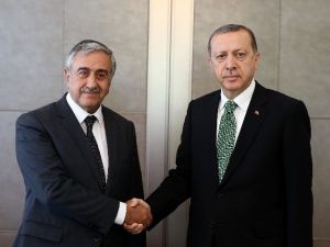 Cumhurbaşkanı Erdoğan, Kktc Cumhurbaşkanı Akıncı İle Görüştü