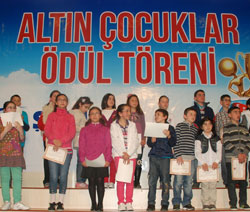 Altın Çocuklar Ödüllerini Aldı