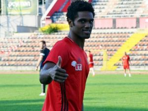 Bruno Mezenga, Gözünü Gol Krallığına Dikti