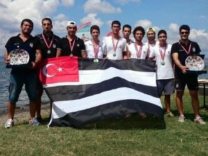 Beşiktaş Kürek Takımı Şampiyon Oldu