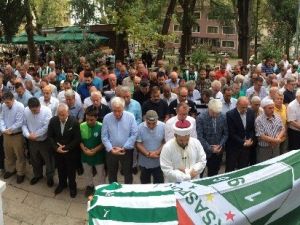 Bursaspor’un Efsane Oyuncusu Son Yolculuğuna Uğurlandı