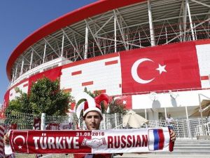 Antalya Stadyumu’nda Hazırlıklar Tamam