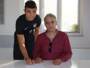 Manisaspor’da Murat Karabatak İle 3 Yıllık Sözleşme İmzalandı