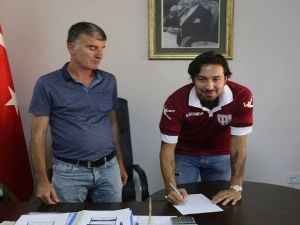 Bandırmaspor Emre Güngör İle Anlaştı