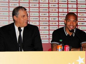 De Jong, Galatasaray’a İmzayı Attı