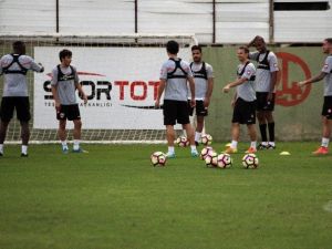 Adanaspor’un Yeni Teknik Direktörü Krunoslav Jurcic Kente Geldi
