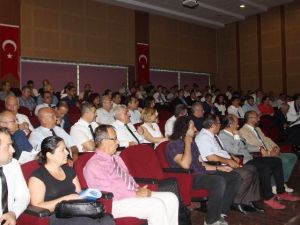 Vali Sezaryen Oranını "Vahim Ve Sıkıntılı" Olarak Değerlendirdi