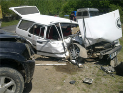 Rize Plakalı Araç Kaza Yaptı 5 Yaralı