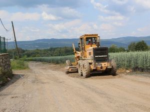 Sapanca’da 4 Kilometrelik Yol Alternatif Bir Düzergah Olarak Düzenleniyor