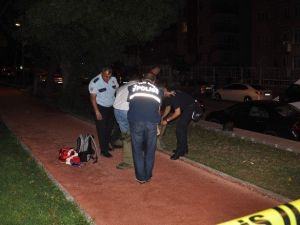 Şüpheli Çantadan Spor Kıyafetleri Çıktı