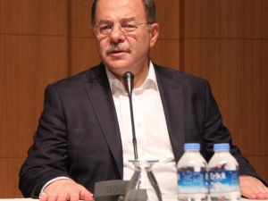 Bakan Akdağ: "Çocuklarımıza, Gençlerimize Biraz Haksızlık Ediyormuşuz"