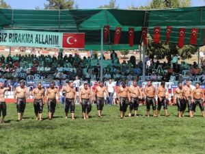 Şaban Dede 1. Yağlı Pehlivan Güreşleri’nde Başpehlivan Fatih Atlı