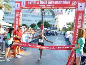 İzmir İçin Koştular