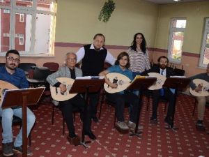 Odunpazarı Halk Eğitimi Merkezi Ud Kursu Kayıtları Başladı