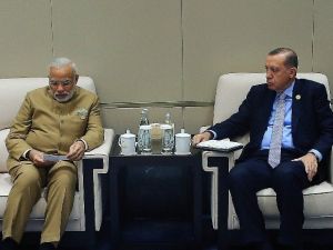 Cumhurbaşkanı Erdoğan, Hindistan Başbakanı Modi’yi Kabul Etti
