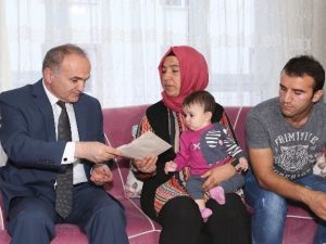 Bakan Özlü’den Demokrasi Şehidinin Ailesine Ziyaret