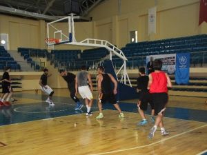Bilecik Belediyespor Tb2l 2016-2017 Basketbol Sezonu Çalışmalarına Başladı.