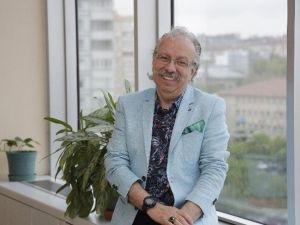 Doç. Dr. Oğuz Özyaral: “Kanser Olmak İstemiyorsanız Obez Olmayın”