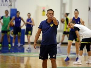 Fenerbahçe Kadın Basketbol Takımı, Hazırlıklarını Sürdürüyor