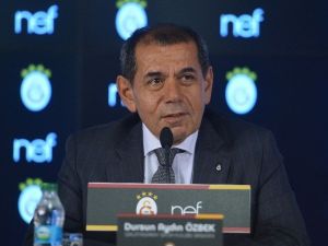 Dursun Özbek: “Hedefimiz Tüm Kupalara Ambargo Koymak”