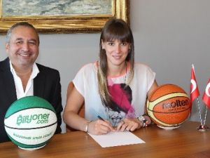 Nevena Jovanovic, Yakın Doğu Üniversitesi’nde