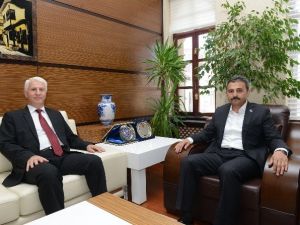 Aym Üyesi Gökcan’dan Başkan Külcü’ye Ziyaret