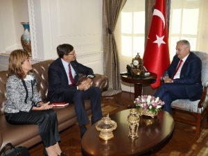 Vodafone Grubu Ceo’su Colao, Başbakan Binali Yıldırım’la Görüştü