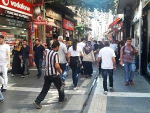 Trabzonlular Bayram Hazırlığını Son Güne Bıraktı