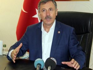 İşkence Gördü, Defalarca Üniversiteden Atıldı Ama Yılmadı