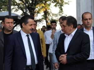 Bakan Çelik, Bayram Namazını Bursa’da Kıldı