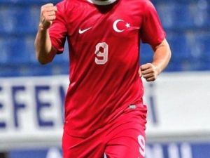 Ömer Ali Şahiner, A Milli Takım’a Göz Kırptı