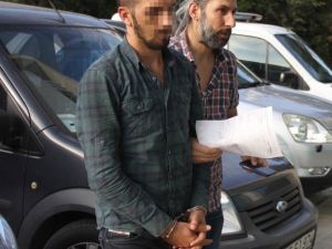 Ağabeyini Öldüren Genç Adliyeye Sevk Edildi