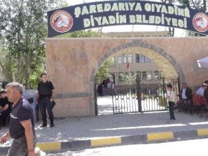 İçişleri Bakanı Soylu: "Kürtçe Tabela Tekrar Asılacak"