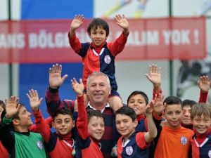 Altınordu Başkanı Tüm Takımı Kovdu