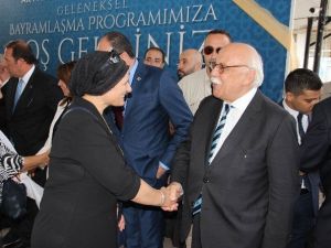 Bakan Avcı, Eskişehir’de Bayramlaşma Törenine Katıldı