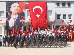 Atatürk’ün Trabzon’a Gelişinin 92’inci Yıldönümü Törenle Kutlandı