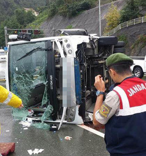 Trabzon’da Trafik Kazası: 24 Yaralı